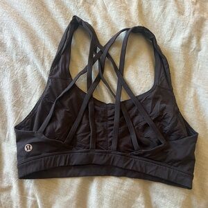 Lululemon sports bra